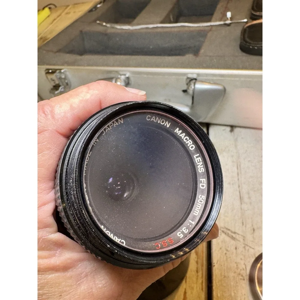 VINTAGE ZERO HALLIBURTON ALUMINUM CASE & CANON CAMERA EQUIPMENT INCLUDED